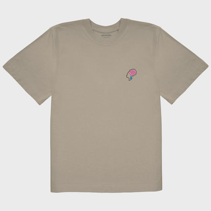 Unisex-T-Shirt Oversize mastic mit bestickter Brustpartie, afrikanischer Frau mit Kopftuch und großen Ohrringen
