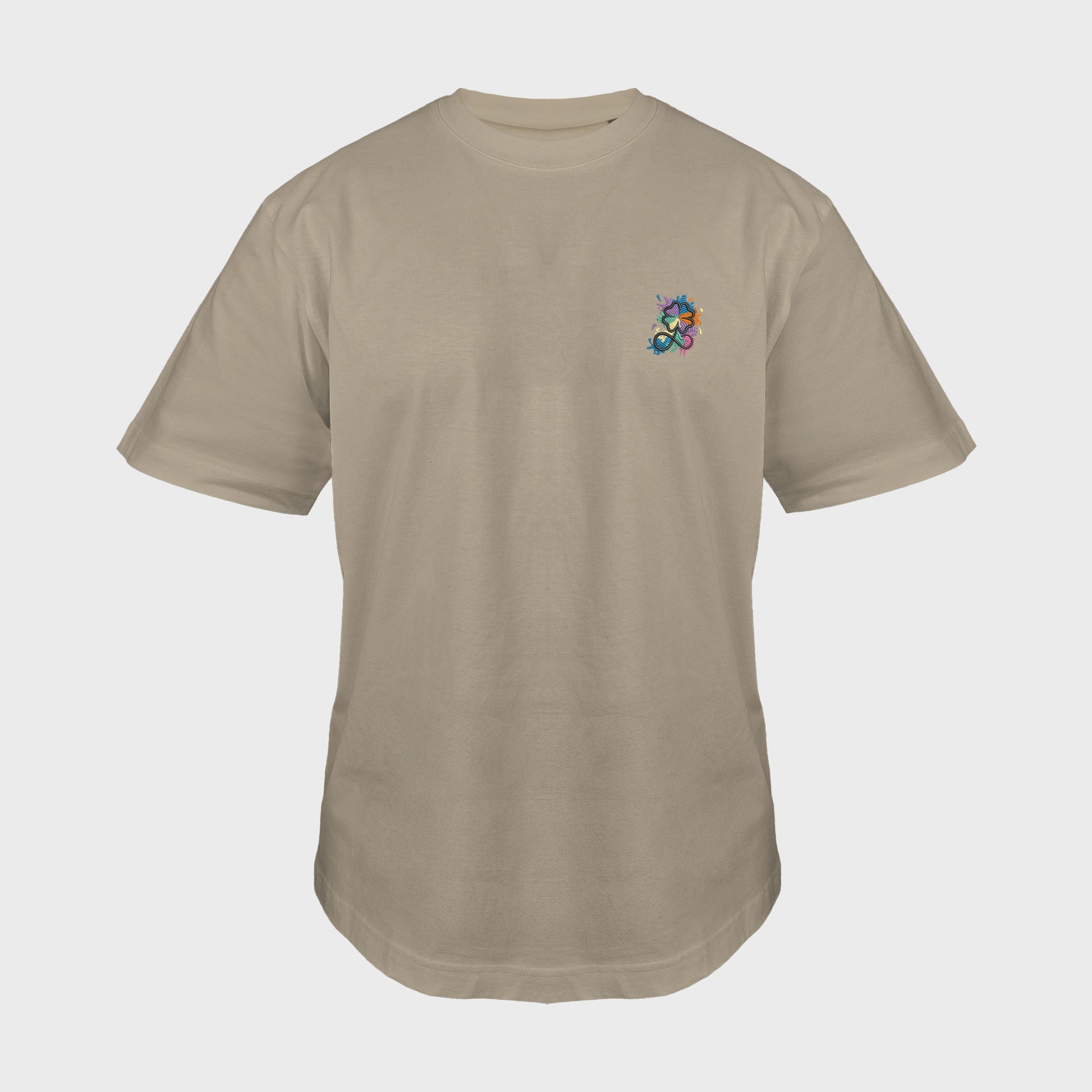 Unisex-T-Shirt Oversize mastic mit bestickter Brustpartie, Kleeblatt-Infinity-Logo im mehrfarbigen Farbspritzer-Design, vorderansicht mann
