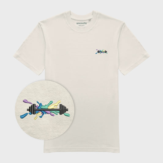 Unisex-T-Shirt cremeweiß mit bestickter Brustpartie, Fokus auf Design, Hantelillustration mit kräftigen Linien auf mehrfarbiger Grafikkomposition